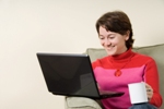 woman_surfing_internet1